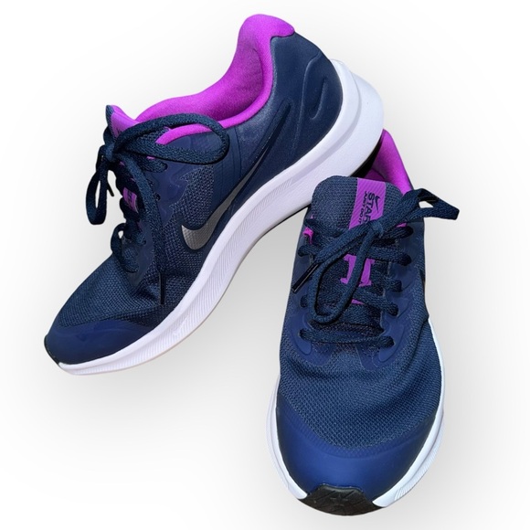 Nike Star Runner 3 "Midnight Navy/Metallic Silver" Running Sneaker - Picture 7 of 9